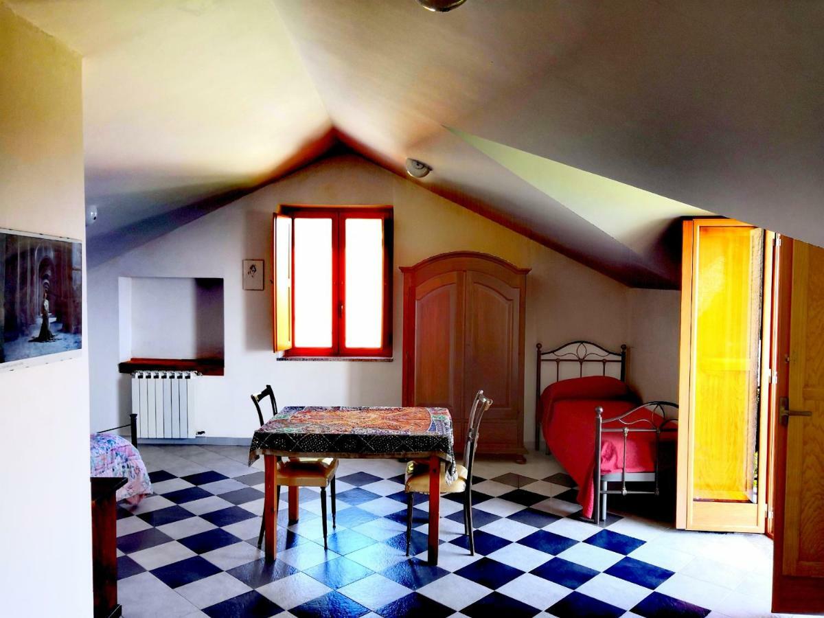 Вілла Agriturismo Il Castagno Аджерола Екстер'єр фото