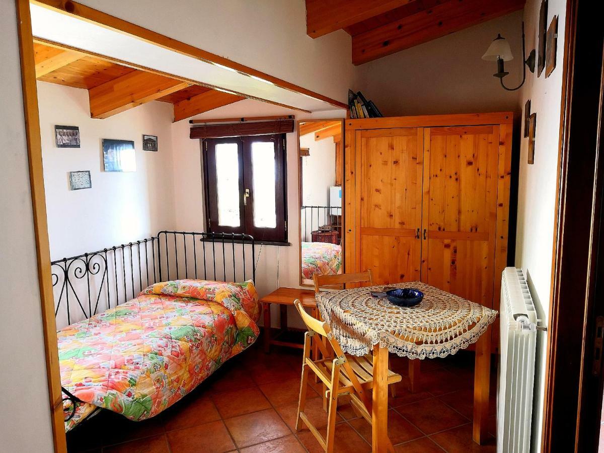 Вілла Agriturismo Il Castagno Аджерола Екстер'єр фото